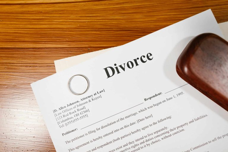 How to File for Divorce in Florida without Spouse?